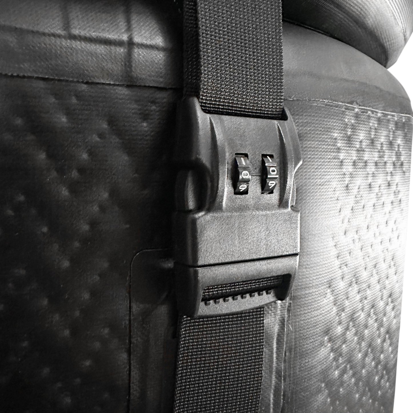 Embrace a limitless portable cold plunge close up image of the locking latches for safety.